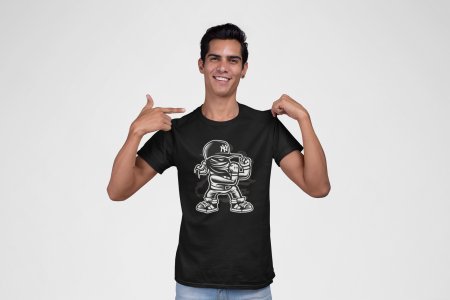 Boy ready to fight -round crew neck cotton tshirts for men